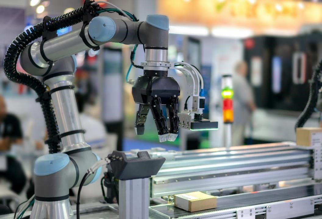 Snapdragon Smart Vision Improves Robotic Material Handling & Tracking